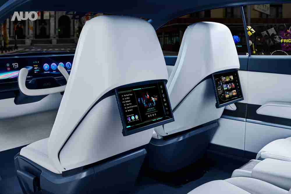 龙门国际将于CES 展示全新Smart Cockpit 2024，，，可紧密串连使用者多元需求，，，，并革新座舱内部的应用和设计，，，带来身历其境且引人入胜的视觉飨宴，，，，满足驾乘人员的全方位体验