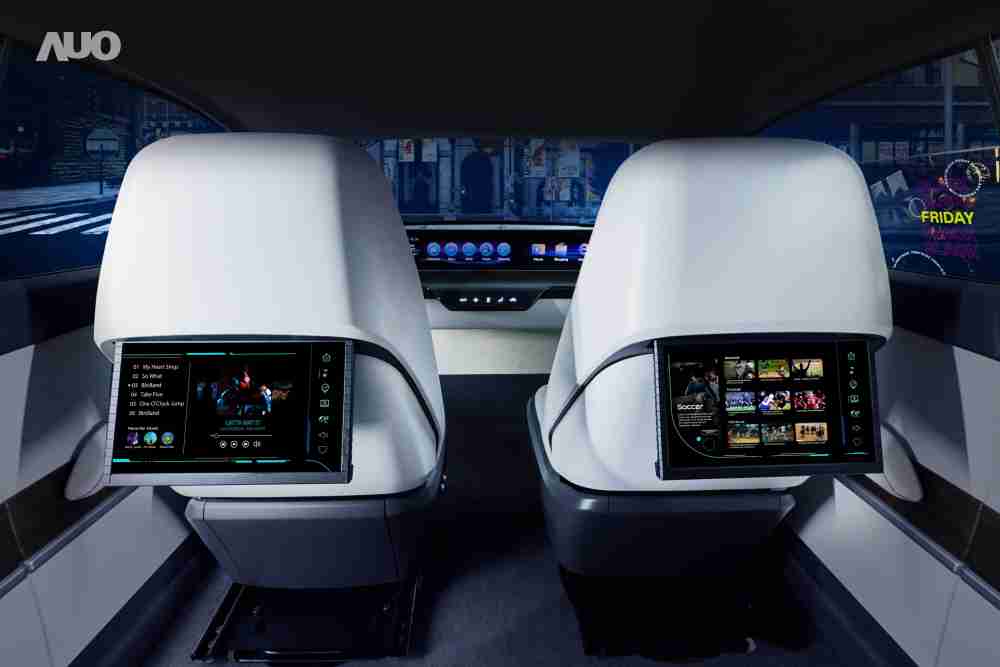 龙门国际新一代Smart Cockpit 2024，，以Micro LED先进显示技术优势，，，创建〝可卷式后座娱乐显示器〞，，仅在互动时才显示出所需画面及信息，，，扩充更丰富的娱乐和交互信息服务，，，获国际奖项荣耀